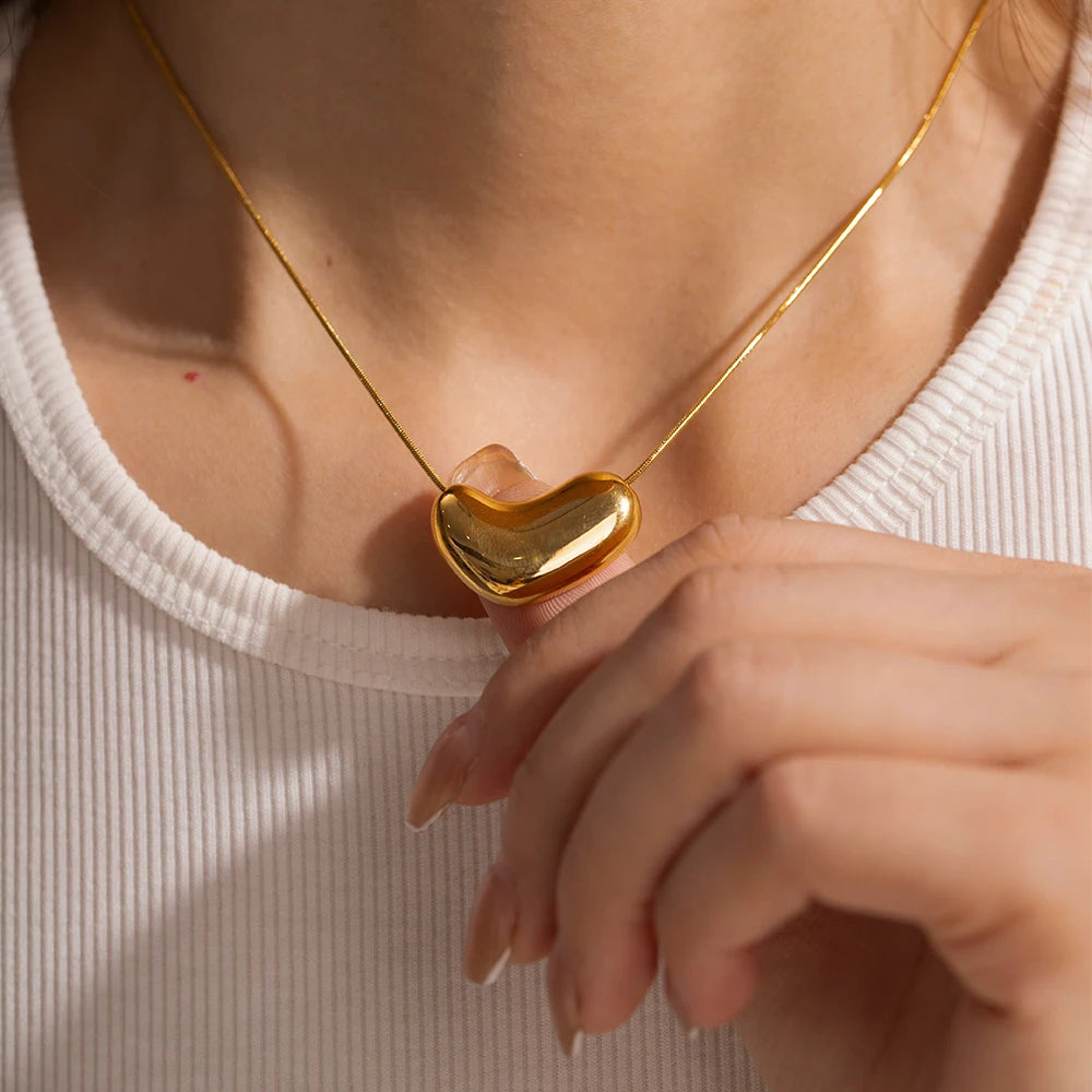 Café Necklace