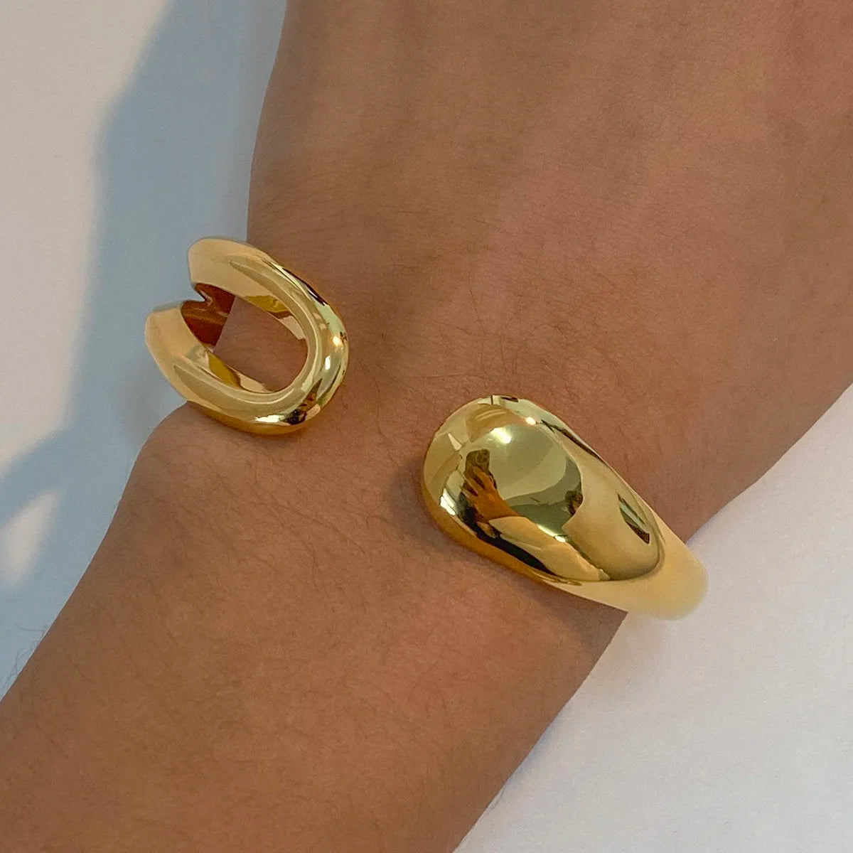 Oracle Cuff