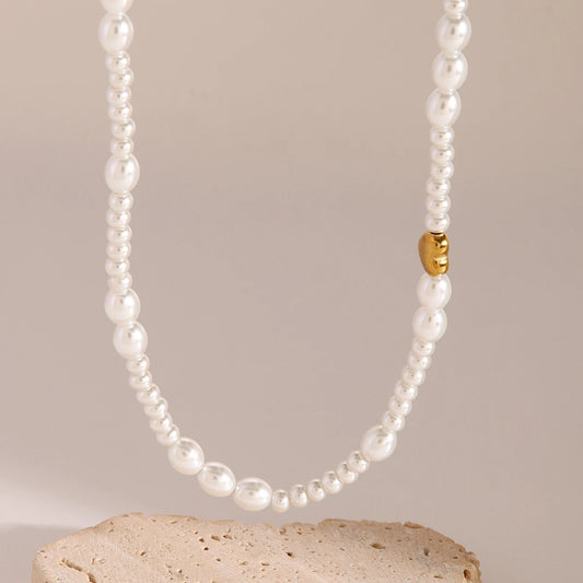 Dainty Pearl Necklace