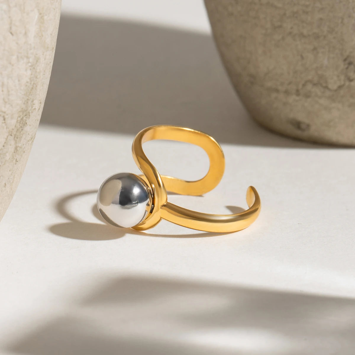 Iyana Adjustable Ring